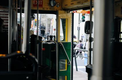 红领巾瓜报51：探索少先队的精神与成长之路