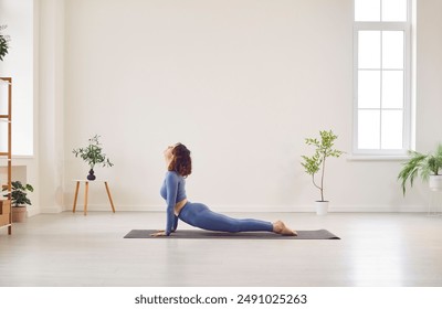 纸牌接龙下载安装：畅享经典游戏乐趣，轻松上手尽情挑战！